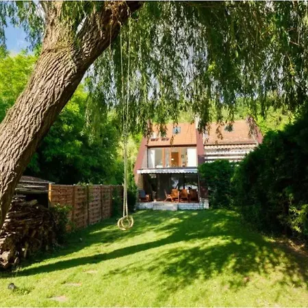 House - Private At Balaton 펜션 벌러토너커러처